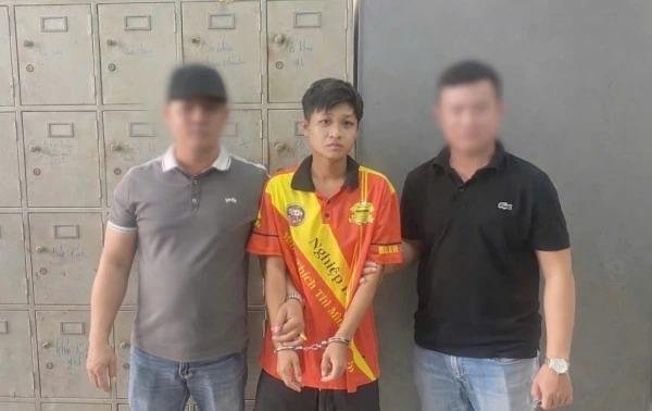 Màn "ve sầu thoát xác" bất thành: Cuỗm 1,5 lượng vàng của "vợ đồng giới" rồi cắt tóc giả nam để trốn truy nã